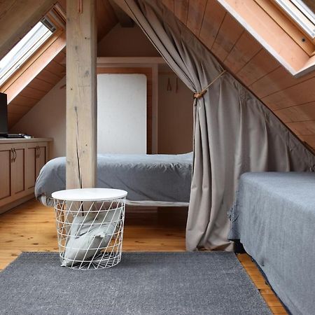 Petit Duplex De Charme Sous Les Toits Du Mont-Dore Buitenkant foto