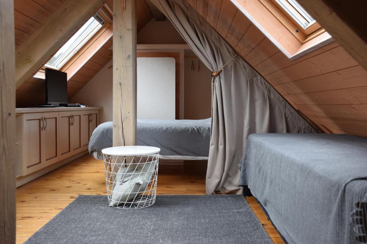 Petit Duplex De Charme Sous Les Toits Du Mont-Dore Buitenkant foto